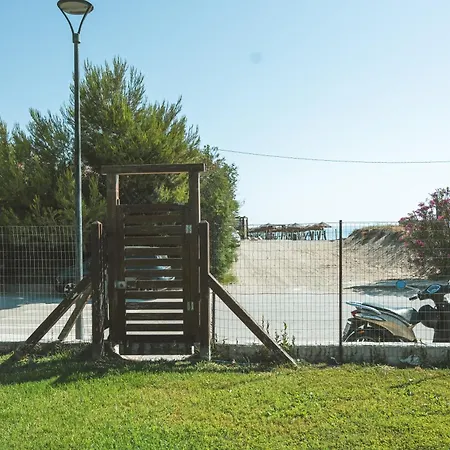 Giallomare Aparthotel 4*